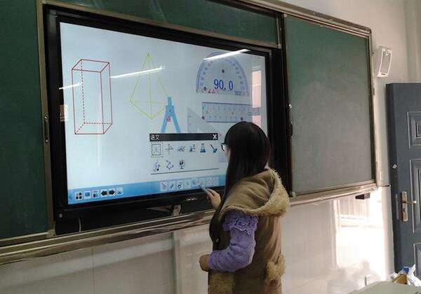 學(xué)校教學(xué)一體機觸摸屏被鎖了怎么辦？